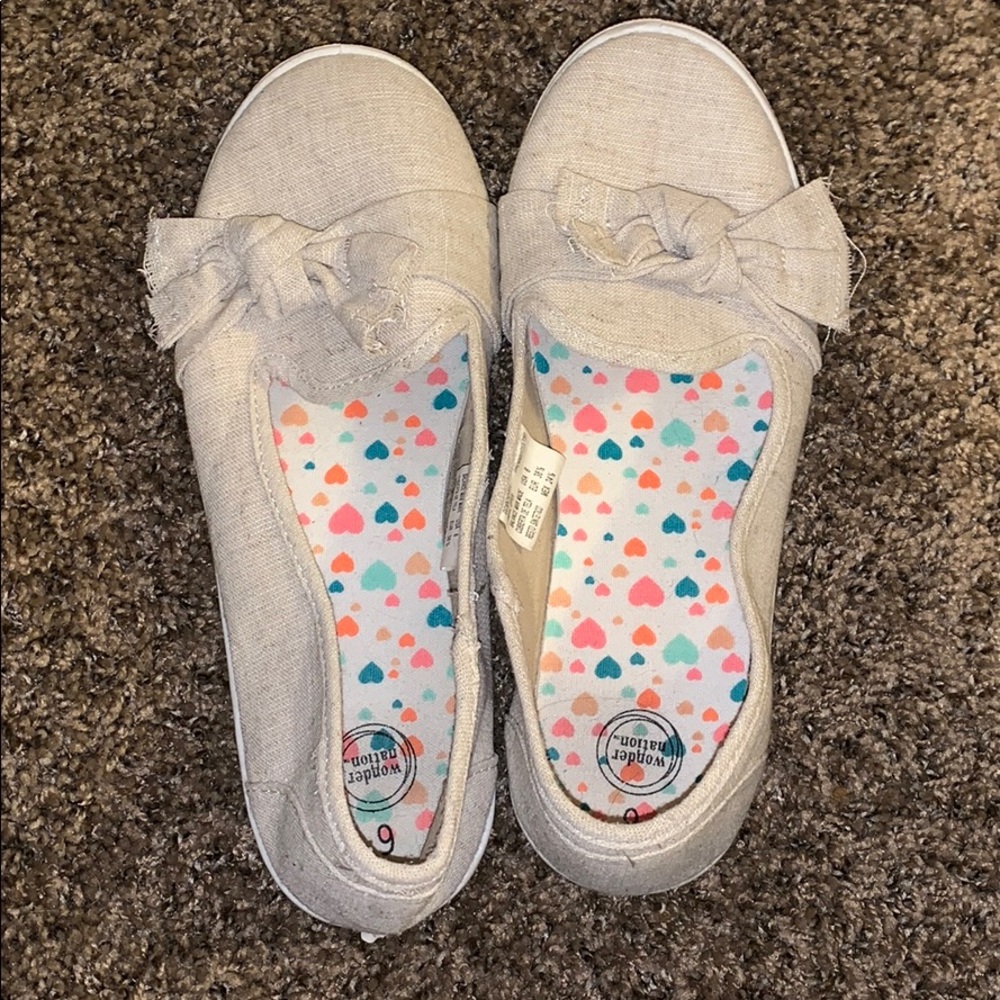 beige canvas flats